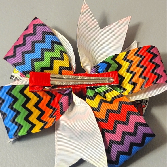 1st Grade Rocks *made to order* hairbow - Picture 2 of 2